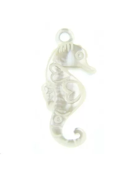 Nacre hypocampe  Les pendentifs en nacre- 1
