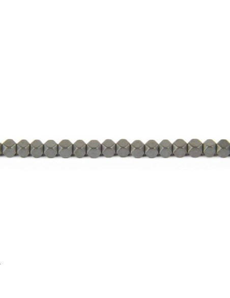 Hématite cube facettes 2mm  Les hématites - 1 Hématite cube facettes 2mm  Les hématites - 1
