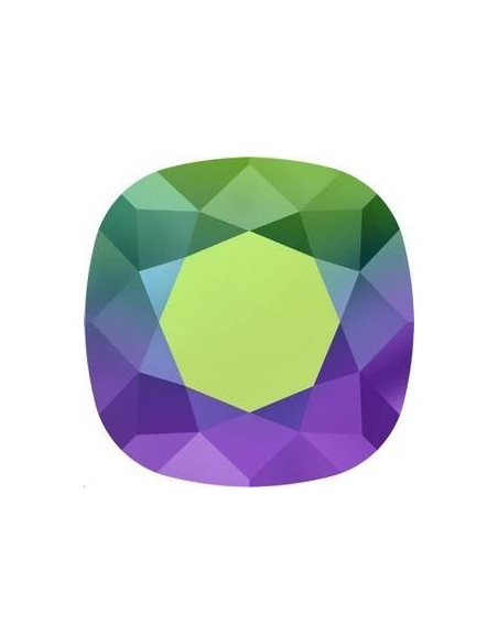 Cabochon 12mm cr scarabaeus green F  Cabochons carré 12mm (4470)- 2 Cabochon 12mm cr scarabaeus green F  Cabochons carré 12mm (4470)- 2