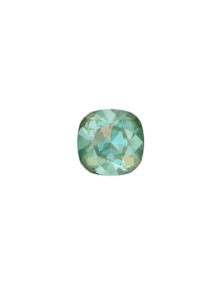 Cabochon carré 10mm crystal silky   Cabochons carré 10mm (4470)- 1