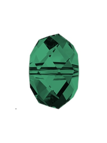 Briolette bead 4 mm emerald  Briolette 4mm- 1 2