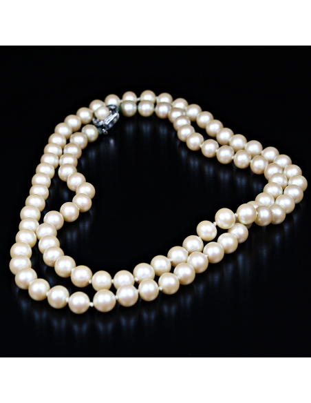 Collier de perles montage à noeuds sur soie - Formation