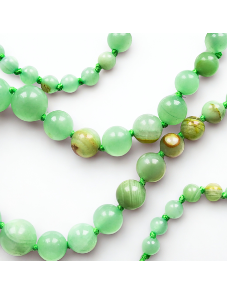 Néphrite sur soie- Atelier bijoux Marseille