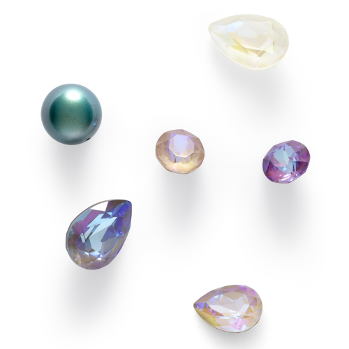 Perles cabochons et strass en cristal swarovski