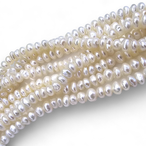 Perles de culture de forme baroque en rang